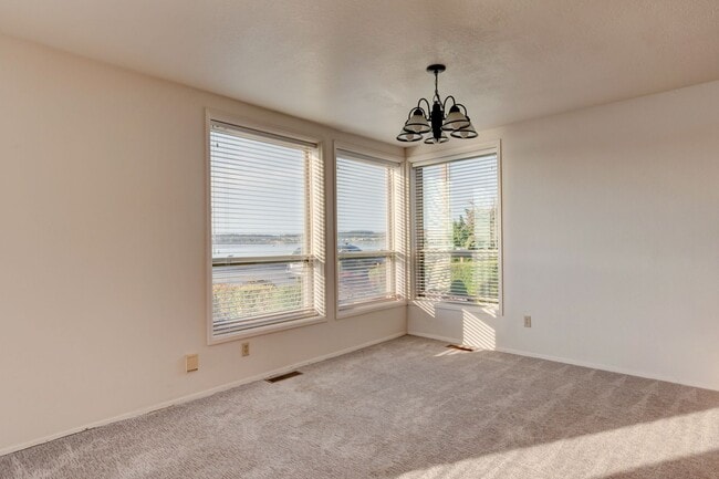 Building Photo - Waterfront Condo with 2 car garage