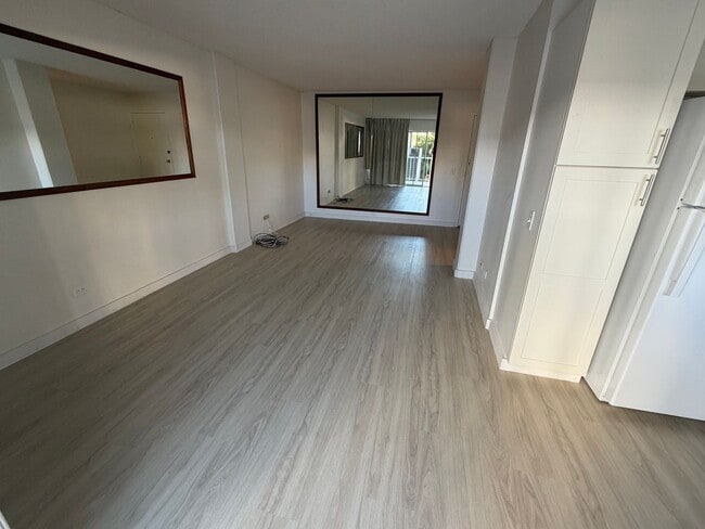 Building Photo - Studio in the Pleasanton - located Right A...