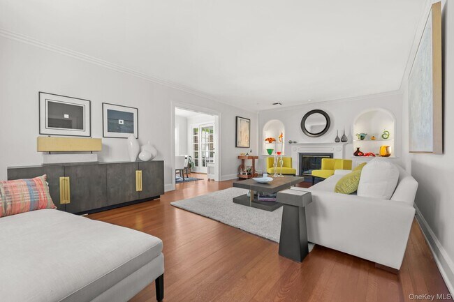 Building Photo - 16 Lyons Pl