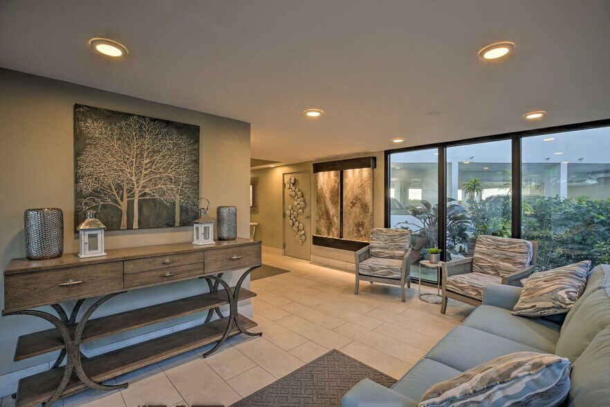 Building Photo - 7500 Estero Blvd