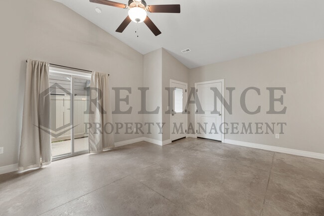 Building Photo - 3738 N Tyler Ct