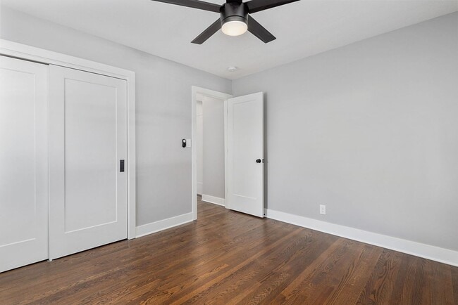 Building Photo - 7615 W 95th Terrace