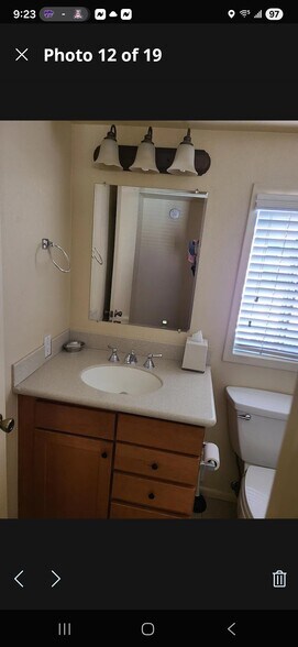 Building Photo - 886 W Galveston St