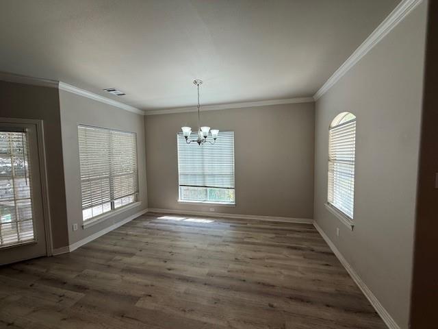Building Photo - 5600 Wolf Ct