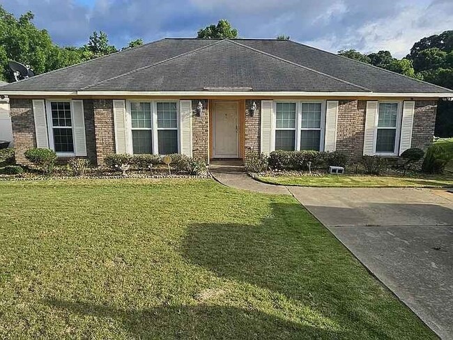 Building Photo - 5214 Kingsberry St