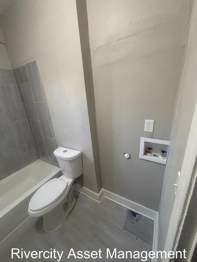 Building Photo - Cute Duplex For Rent!!!! Section 8 Welcomed !!!!