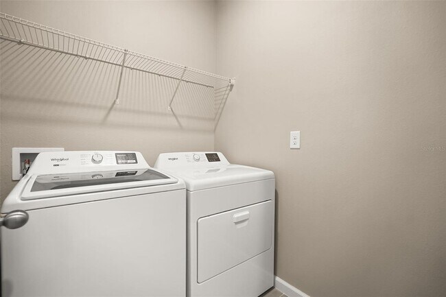 Building Photo - 17055 Haggerty Hollow Dr