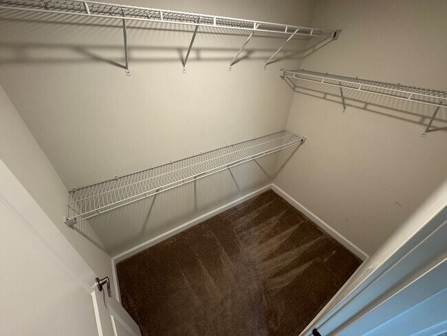 Building Photo - Stunning 4 Level 4 Bed 3/2 Bath Home With Balcony And Deck In Westmoore At Moorefield