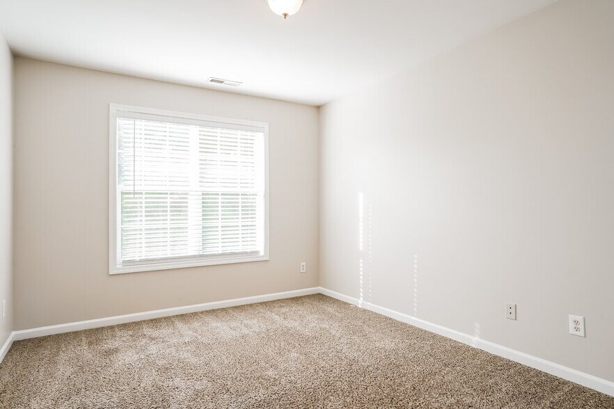 Building Photo - 1249 Braemar Highland Dr