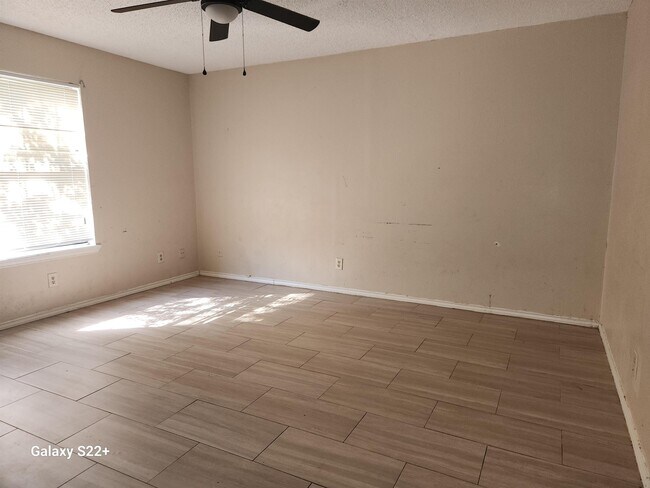 Building Photo - 1420 Juarez Ave