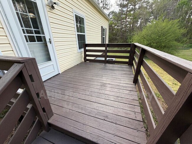 Building Photo - 3188 Mt Willen Rd