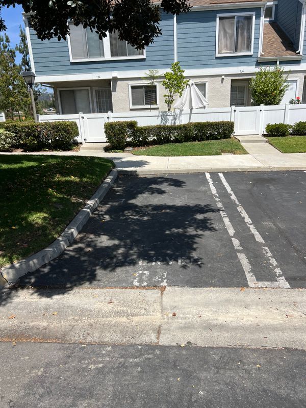 Building Photo - 36 Birchwood Ln