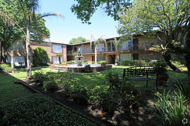 Building Photo - Constitution Square Apartments