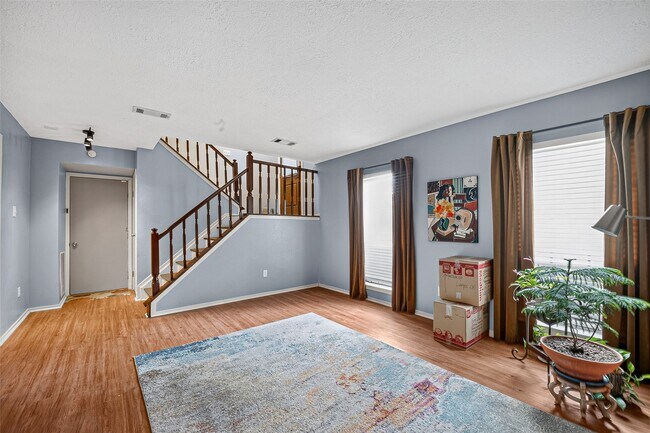 Building Photo - 15927 Eastcape Dr