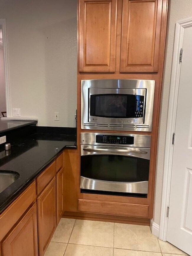 Building Photo - ****COMING SOON****Charming 2-Bed, 2-Bath Home in Del Webb at Woodbridge – 55+ Active Community!