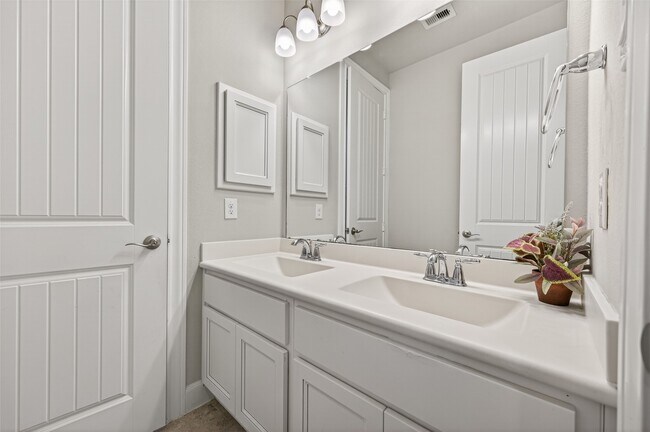 Building Photo - 1007 Parsnip Acres Ct