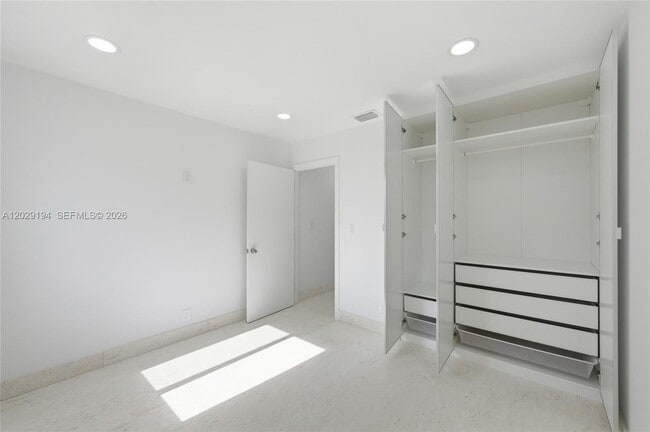 Building Photo - 22384 Thousand Pines Ln