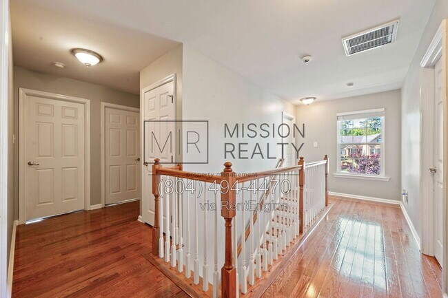 Building Photo - 5106 Timsbury Pointe Dr