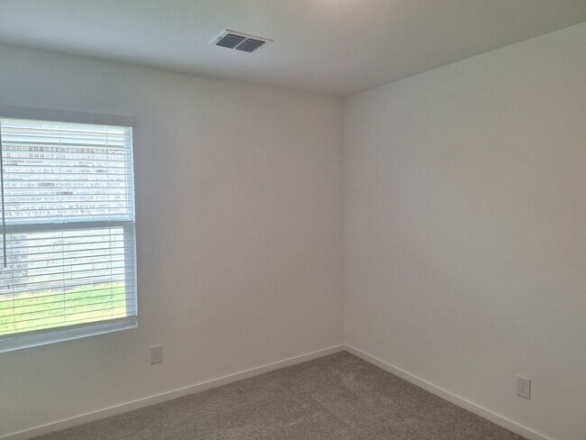 Building Photo - 15009 Bushwacker Wy