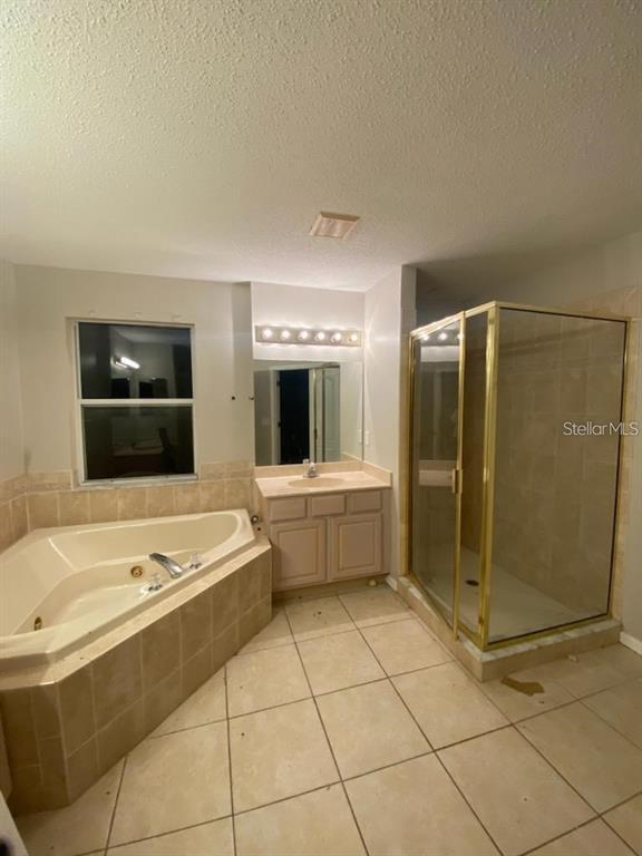 Building Photo - 10206 Beneva Dr