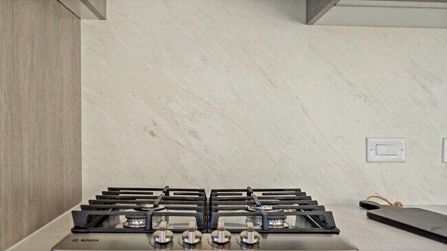 Building Photo - 1915 7th St NW