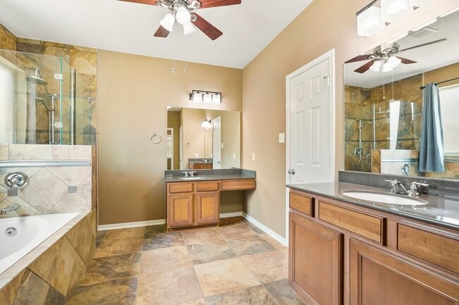 Building Photo - 2957 Autumn Brook Ln