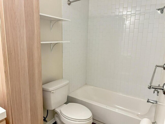 Building Photo - 7006 Ivory Key Ct