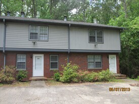 Building Photo - 171 Highland Park Dr