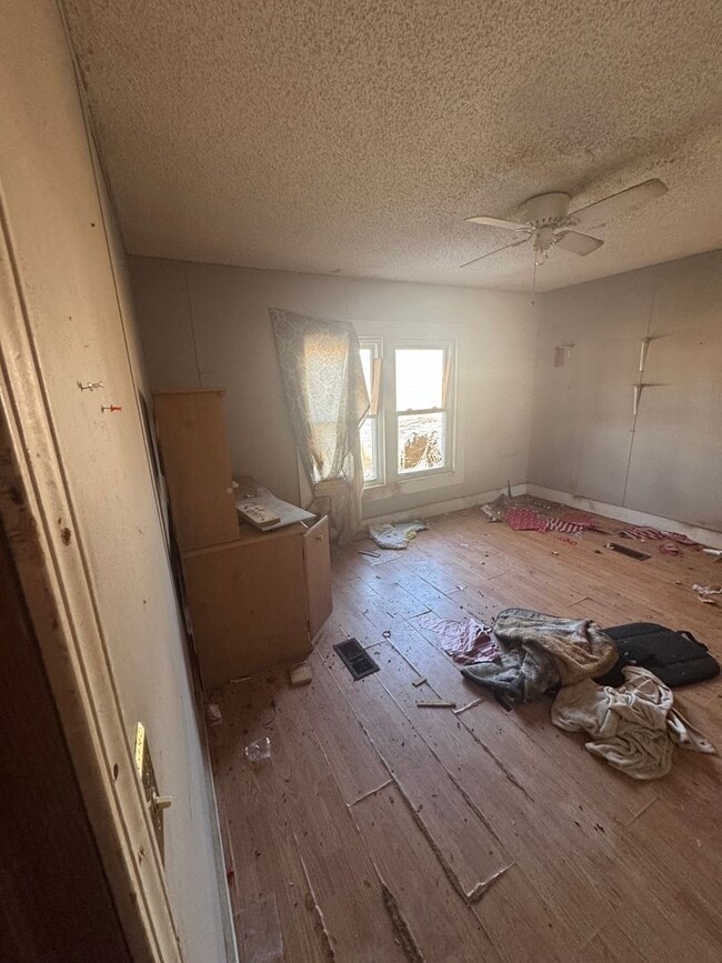Building Photo - 3 BR 2 Bath 1,680 sq ft doublewide mobile ...