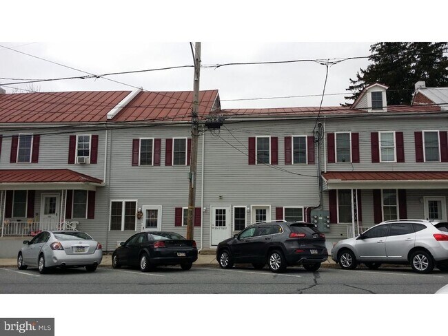 Building Photo - 336 N Main St