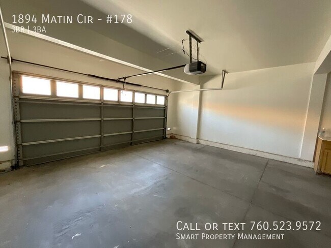 Building Photo - 1894 Matin Cir