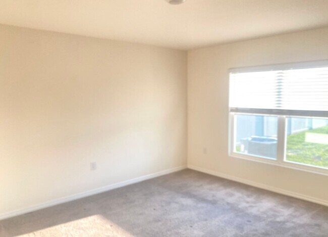 Building Photo - Beautiful 3/2 in Greystone Hills Gated Com...