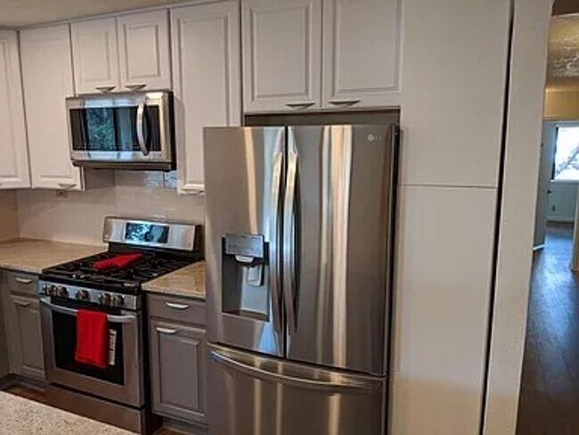 Building Photo - OTM- HOME IN WEST SEDONA