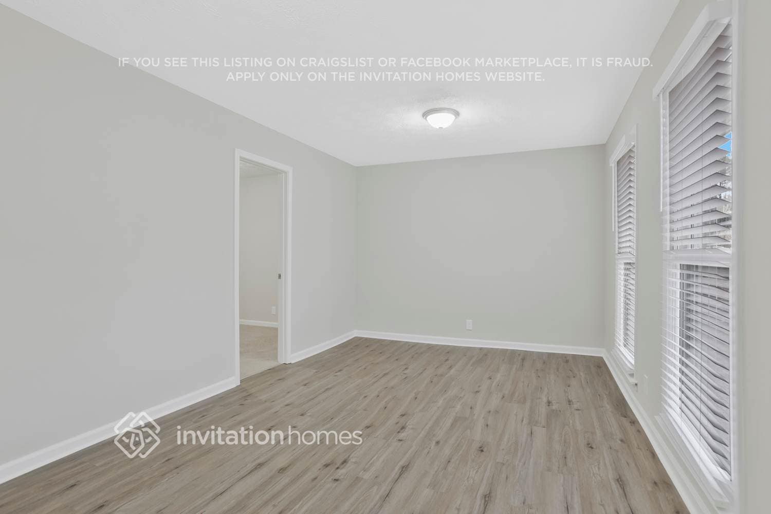 Building Photo - 4231 Westminster Dr SW