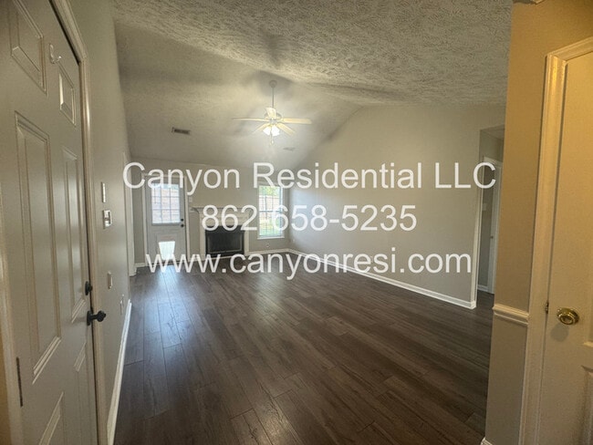 Building Photo - 3117 Winesap Rd
