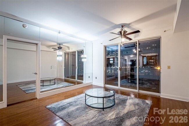 Building Photo - 300 W 5th St