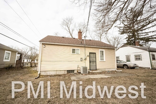 Building Photo - 3101 N Temple Ave