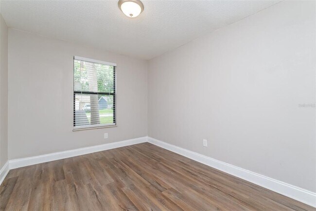 Building Photo - 12217 Hidden Brook Dr