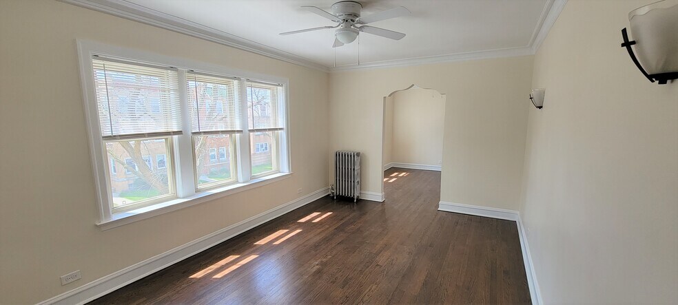 Building Photo - 5234 N Rockwell St