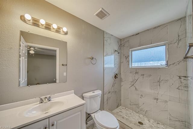 Building Photo - 2002-2004 NE 6th St