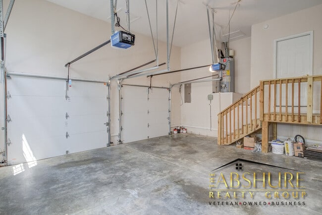 Building Photo - 9028 Stoney Run Dr