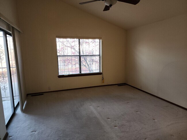 Building Photo - 9335 Admiral Lowell Pl NE