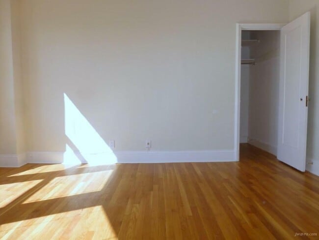 Building Photo - 2201 Pacific Ave