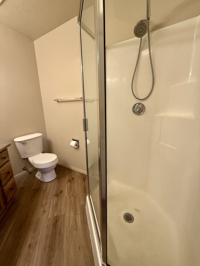 Building Photo - 1820 Fox Bay Dr