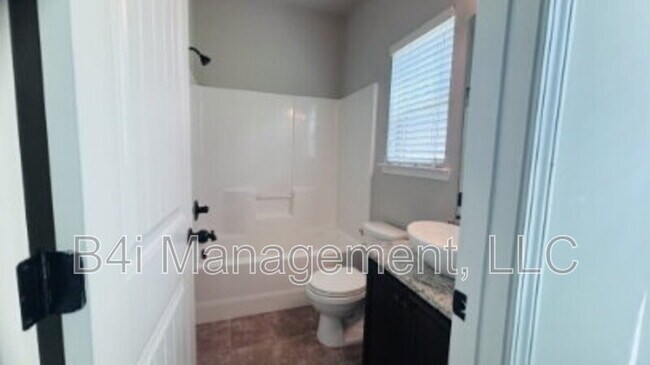 Building Photo - 3025 Bridgehaven Ct