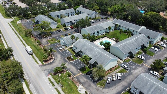 Building Photo - 5002 Terrace Palms Cir