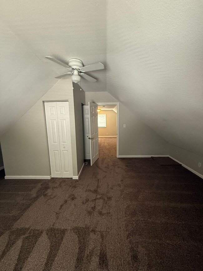 Building Photo - Austintown, Updated 3-4 Bedroom Home for R...