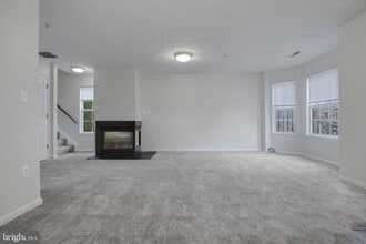 Building Photo - 50 Amberstone Ct