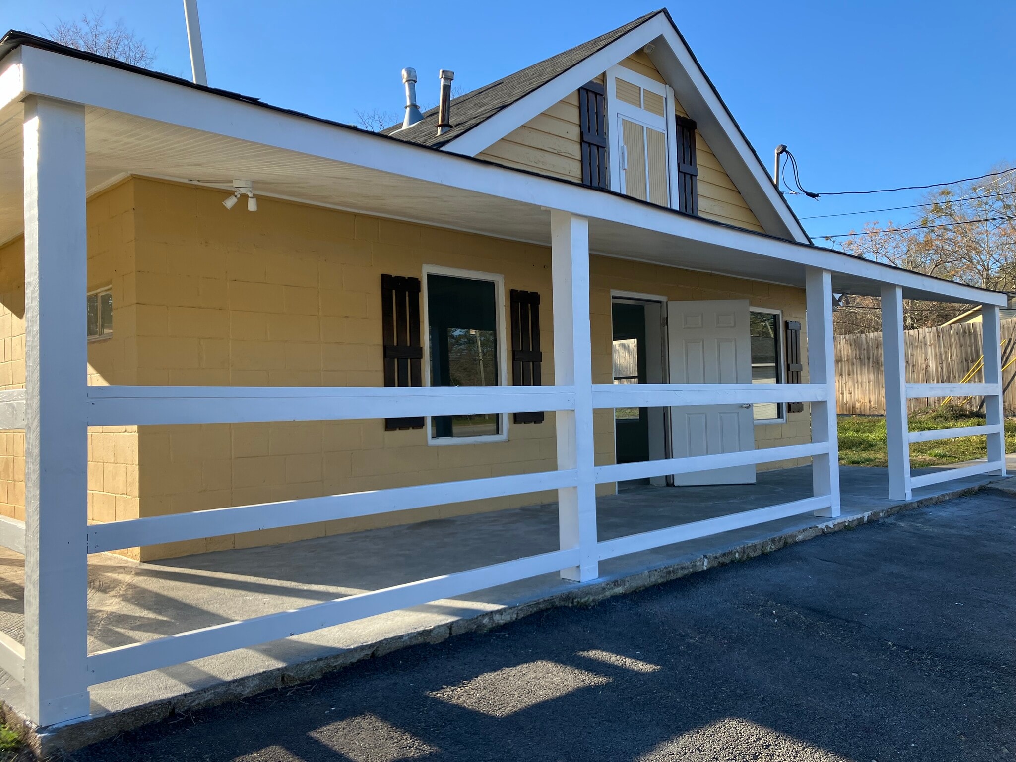 Building Photo - 6152 Jackson Hwy SW