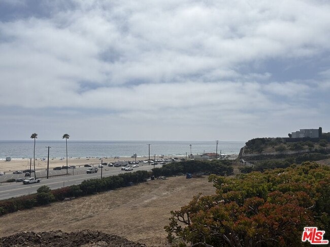 Building Photo - 29637 Pacific Coast Hwy